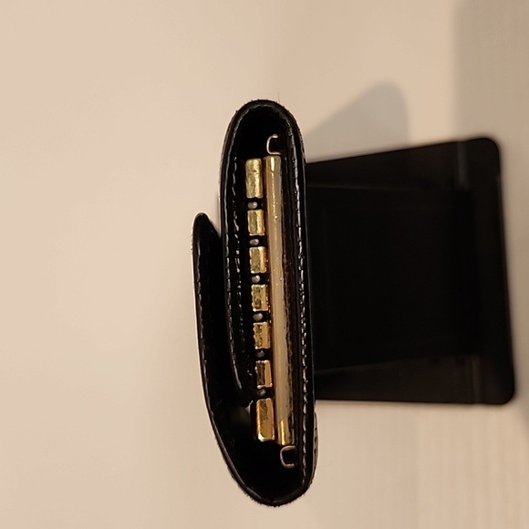 Vintage Louis Vuitton Black Epi Key Holder - Picture 5 of 12